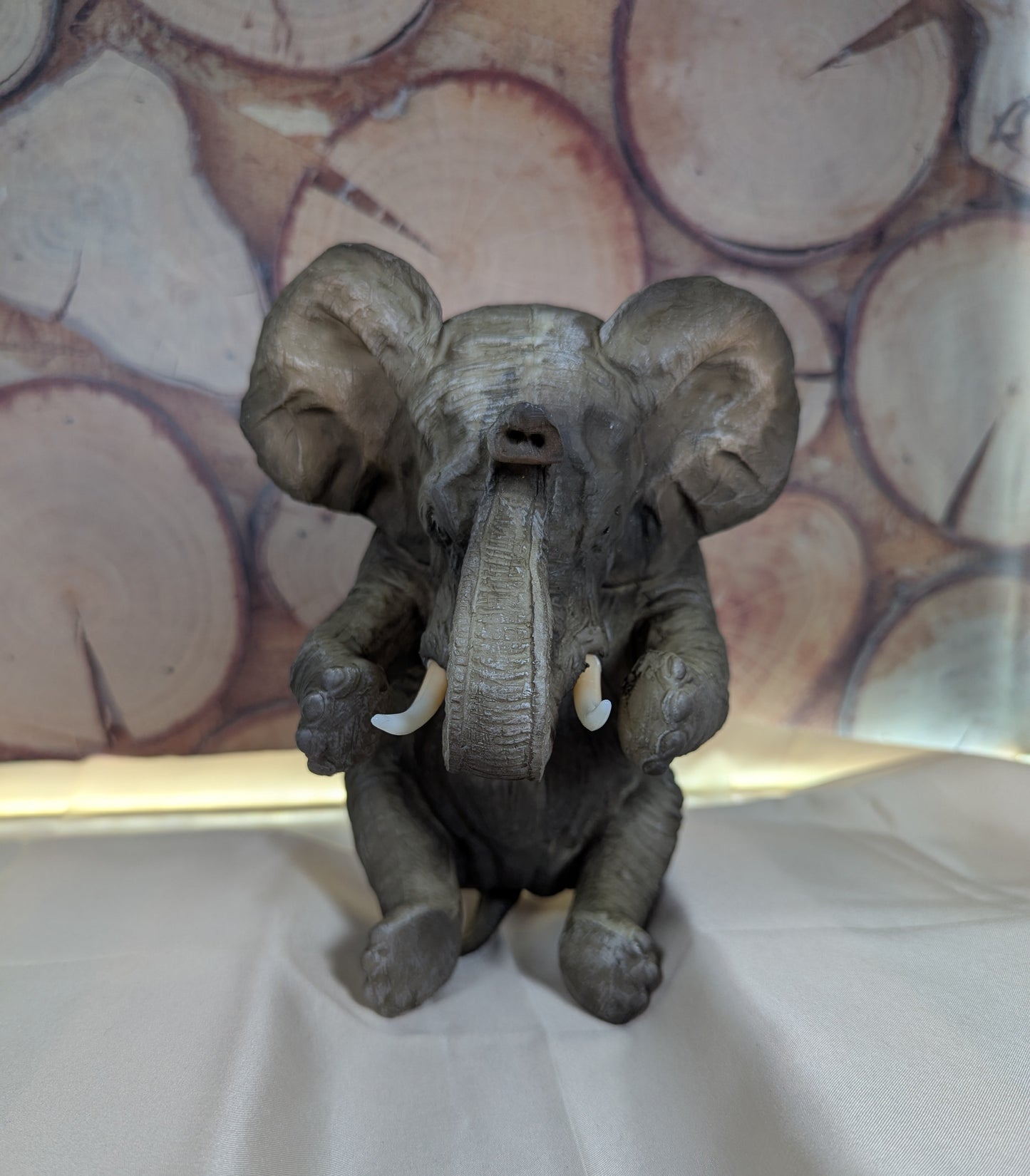 Elefant als Flaschenhalter