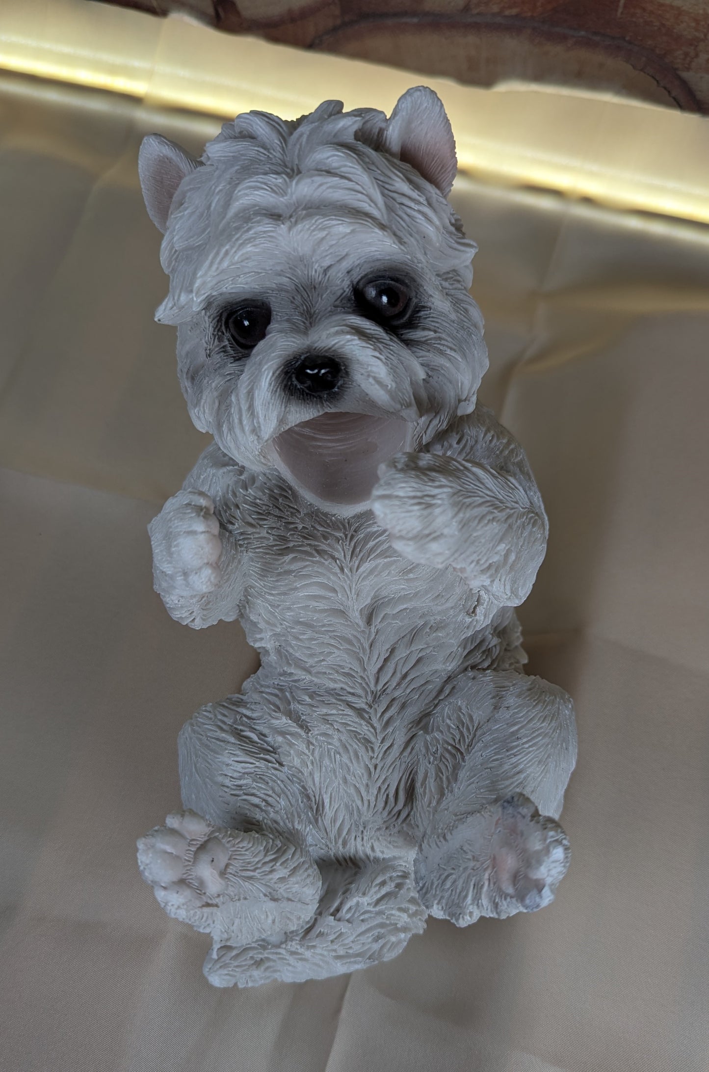 Hund als Flaschenhalter