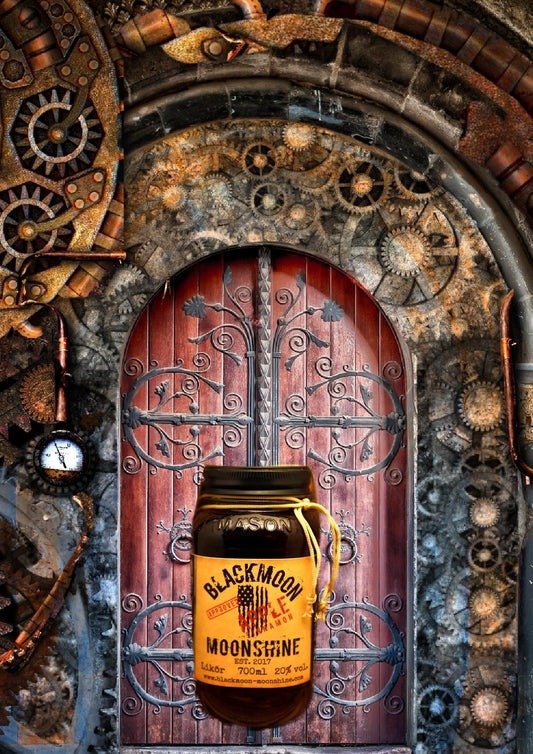 BlackMoon-Moonshine - Apple Cinnamon 700 ml
